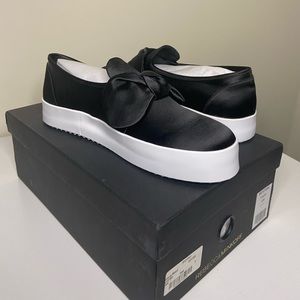 Rebecca Minkoff Stacey Bow Sneakers Black Sz 8